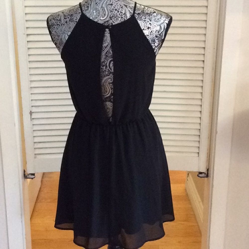 G By Guess Chiffon Open Back Lined Halter Dress Xs - image 2